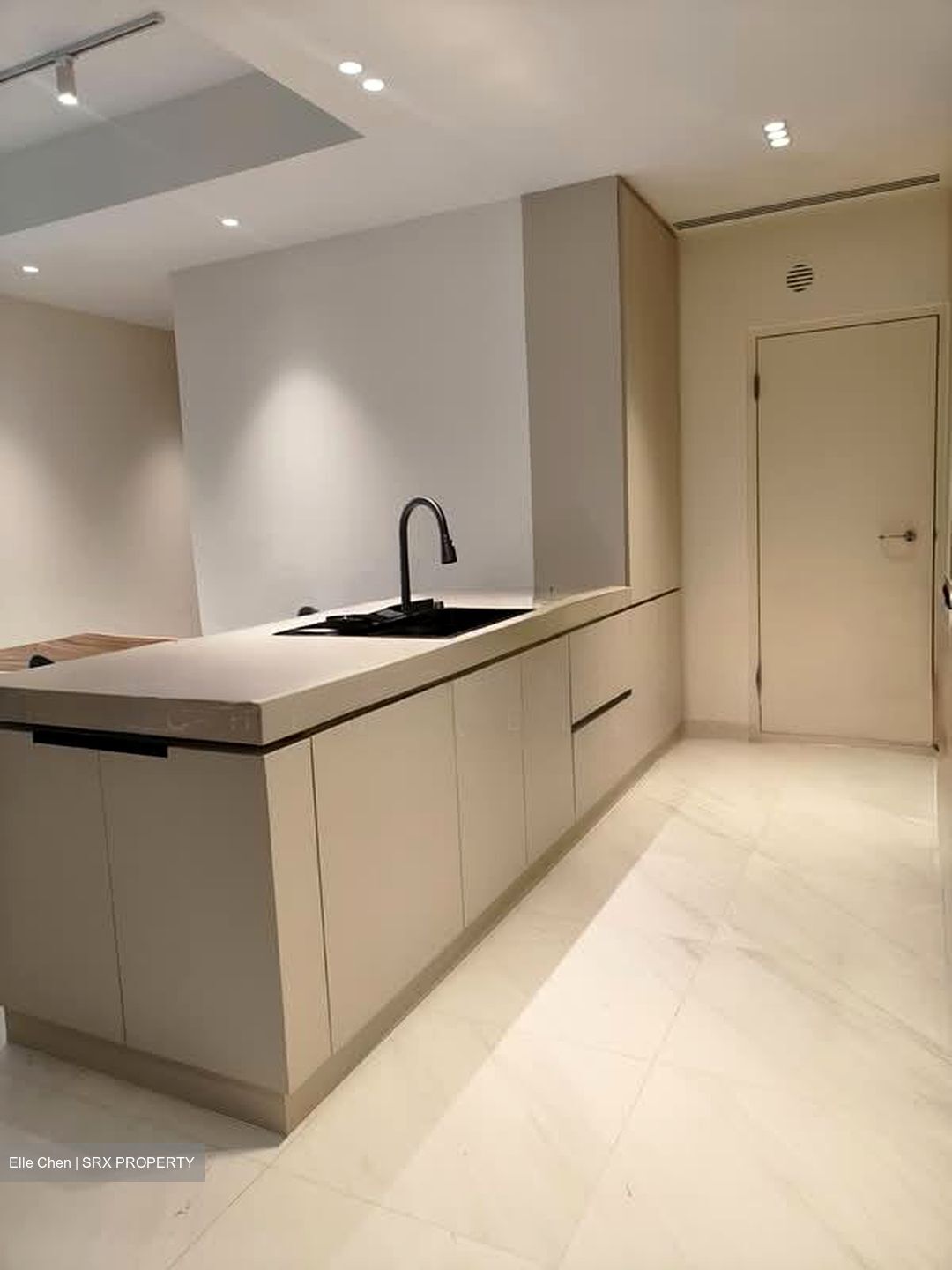 Concourse Skyline (D7), Apartment #577521251